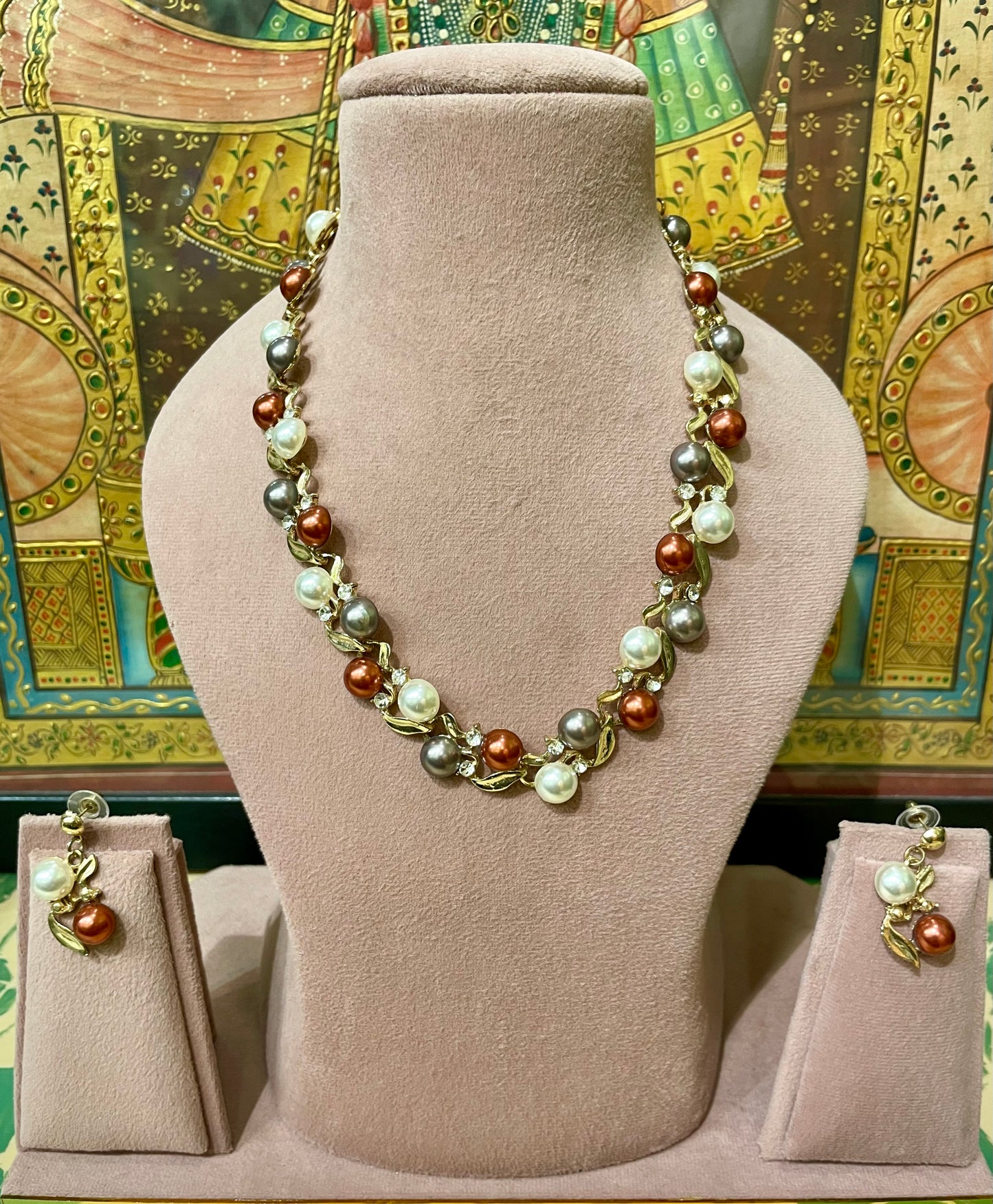 PEARL DESIGNER NECKLACE SET