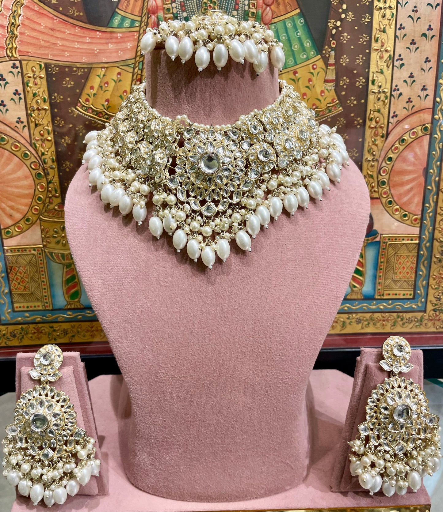 IVORY WHITE PEARL POLKI BRIDAL NECKLACE SET