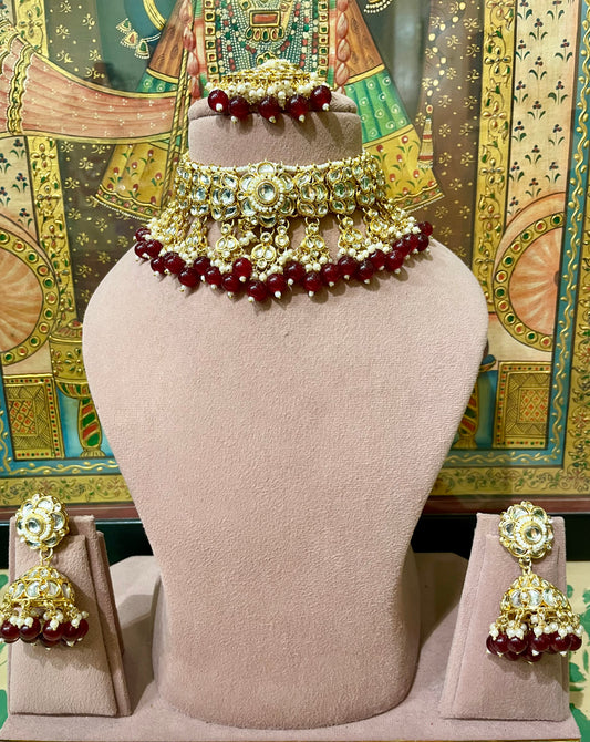 MAROON KUNDAN GOLD PLATED DESIGNER CHOKER NECKLACE SET