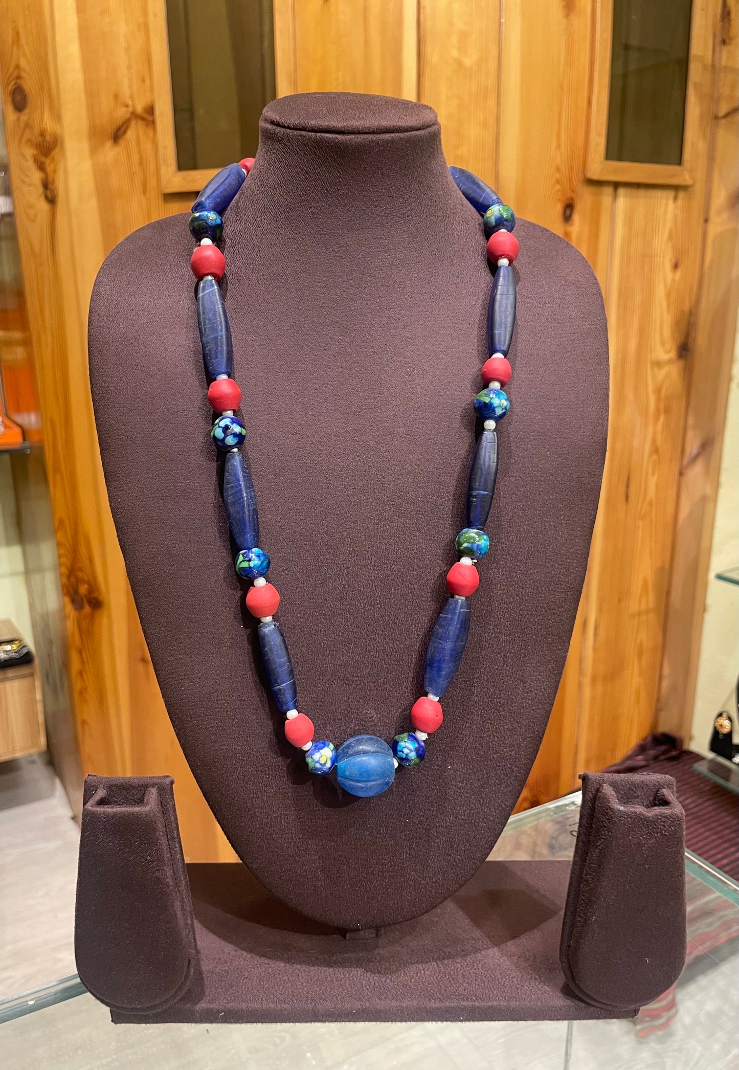 GLASS BEADS TRIBAL NECKLACE STRING