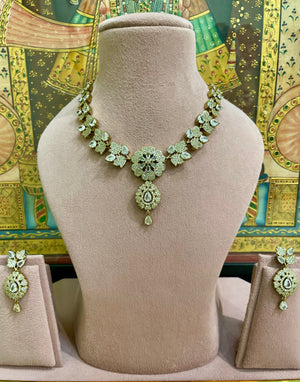NEUTRAL PREMIUM MOISSANITE FLORAL MEDALLION NECKLACE SET