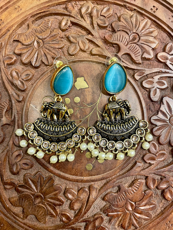 SKY BLUE MONALISA STONE VINTAGE PEARL EARRINGS