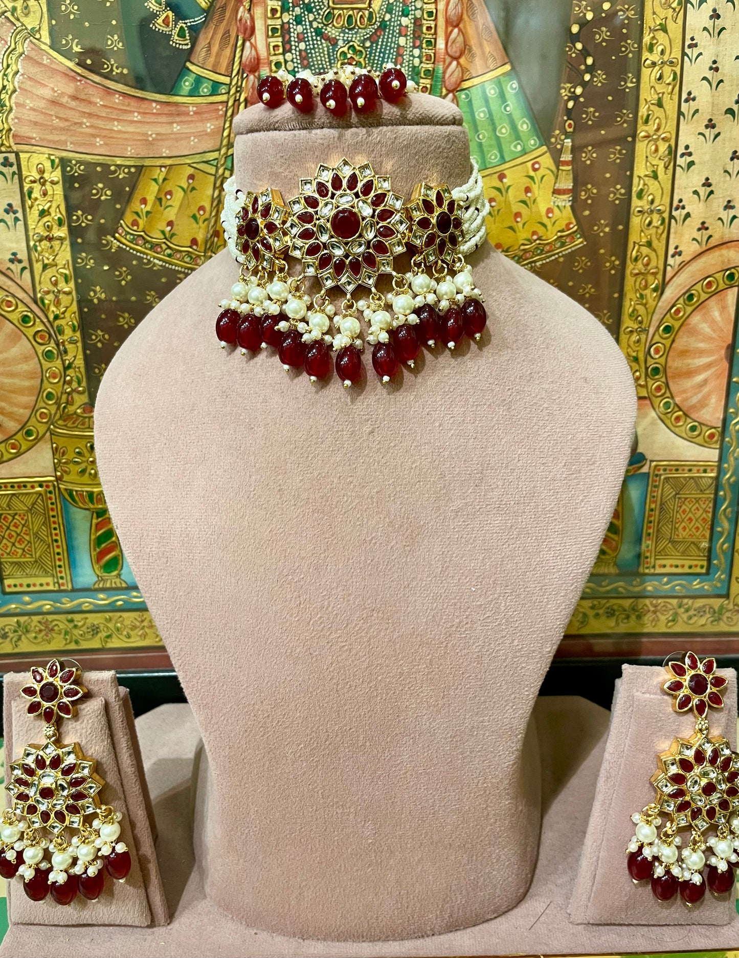 MAROON KUNDAN PEARL CHOKER NECKLACE SET