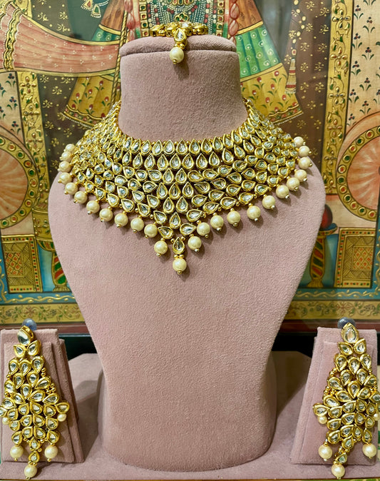 KUNDAN GOLD TONED JODHA BRIDAL NECKLACE SET (GOLDEN)