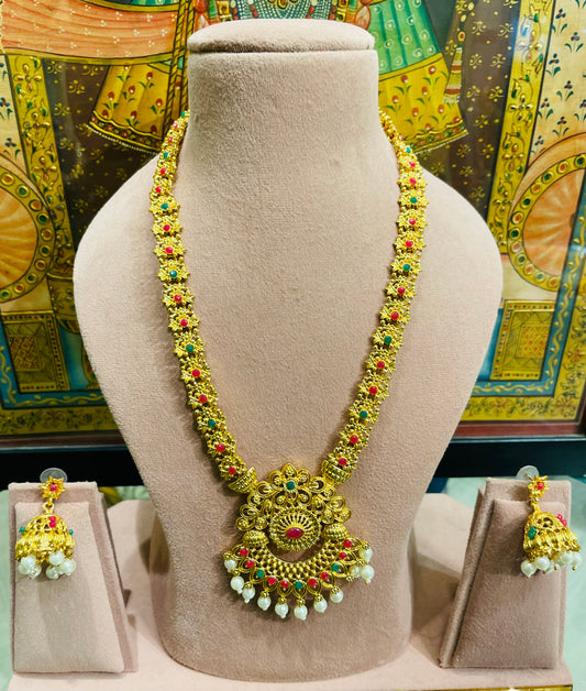 GOLD TONED SOUTH INDIAN LONG PENDANT NECKLACE SET