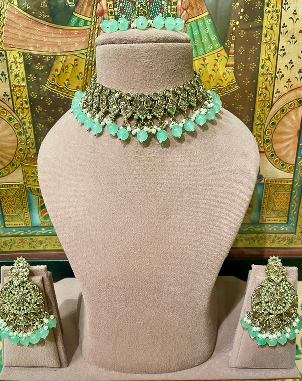 MINT GREEN GOLD TONED ETHNIC NECKLACE SET