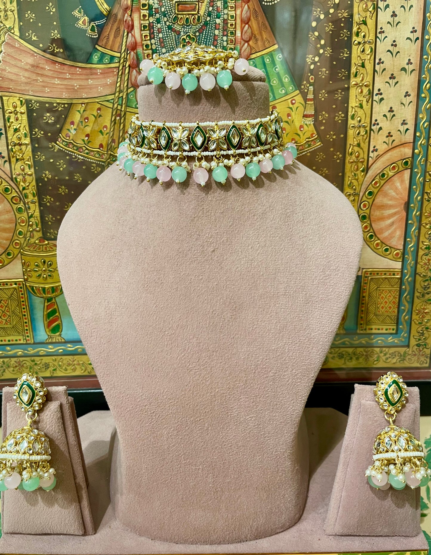 MINT GREEN & PINK KUNDAN PEARL LIGHT CHOKER NECKLACE SET