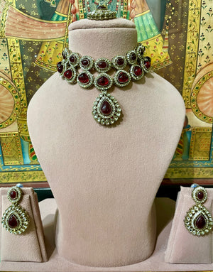 RUBY RED KUNDAN MOISSANITE MONALISA PENDANT CHOKER SET
