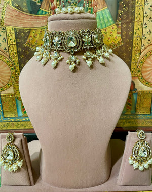 IVORY WHITE KUNDAN MOISSANITE ETHNIC CHOKER SET