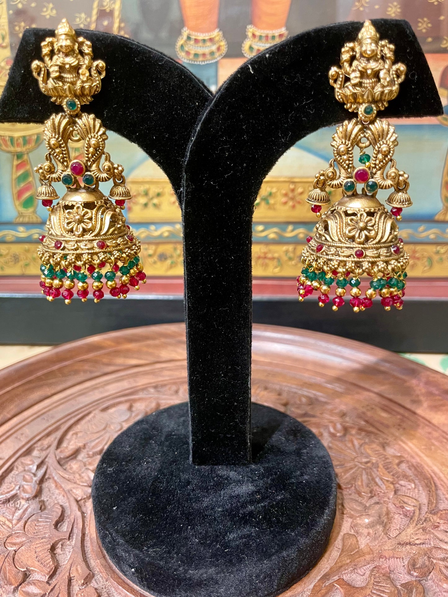 TRADITIONAL GOLD TONED TEMPLE DANGLER EARRINGS