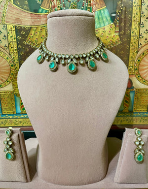 MINT GREEN KUNDAN MOISSANITE MONALISA SLEEK NECKLACE SET
