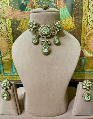 NEUTRAL KUNDAN MOISSANITE MONALISA TEAR DROP DESIGNER CHOKER SET