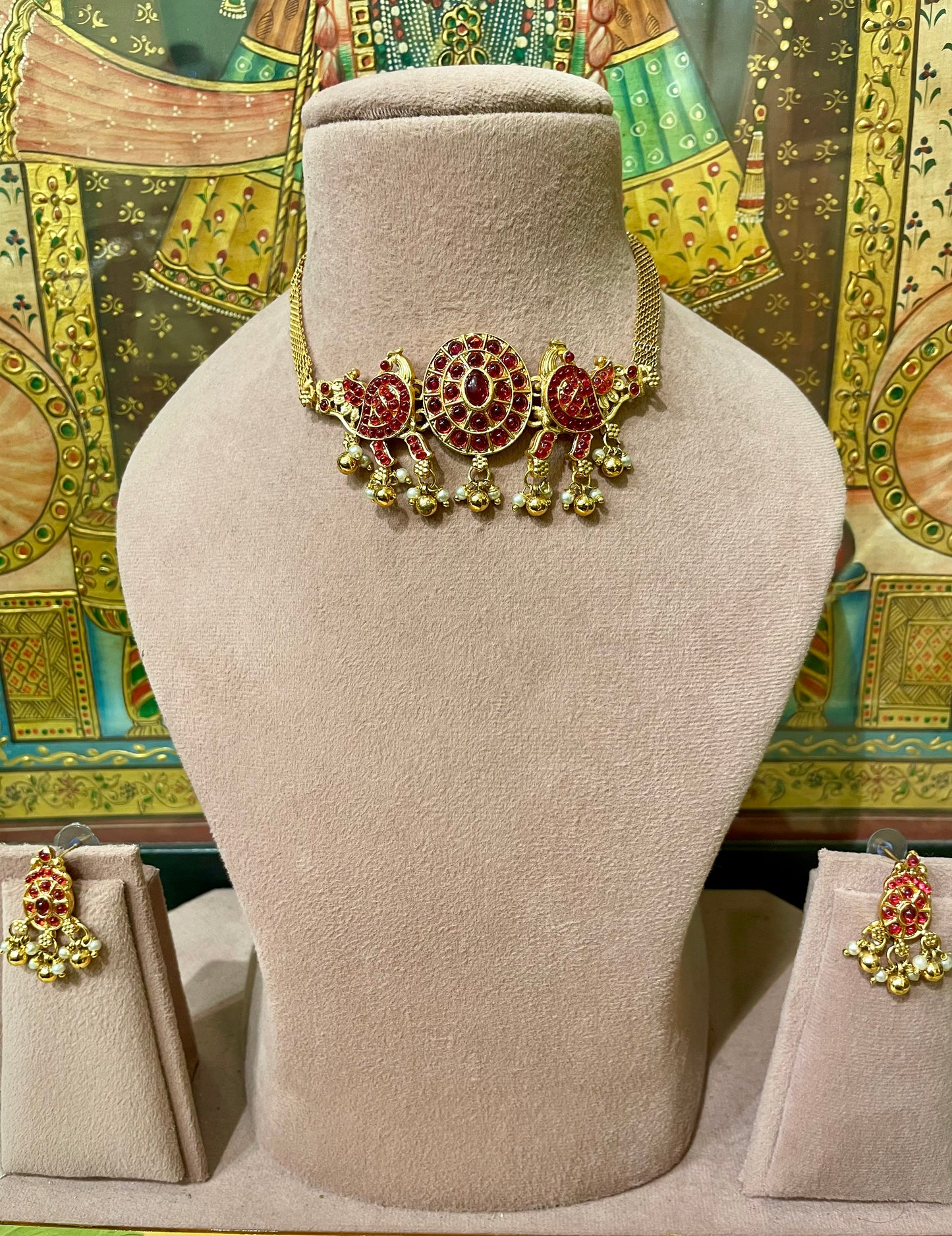 RED KEMP STONES GOLDEN PEARL SOUTH INDIAN CHOKER SET