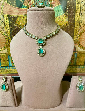 MINT GREEN KUNDAN MOISSANITE PENDANT NECKLACE SET