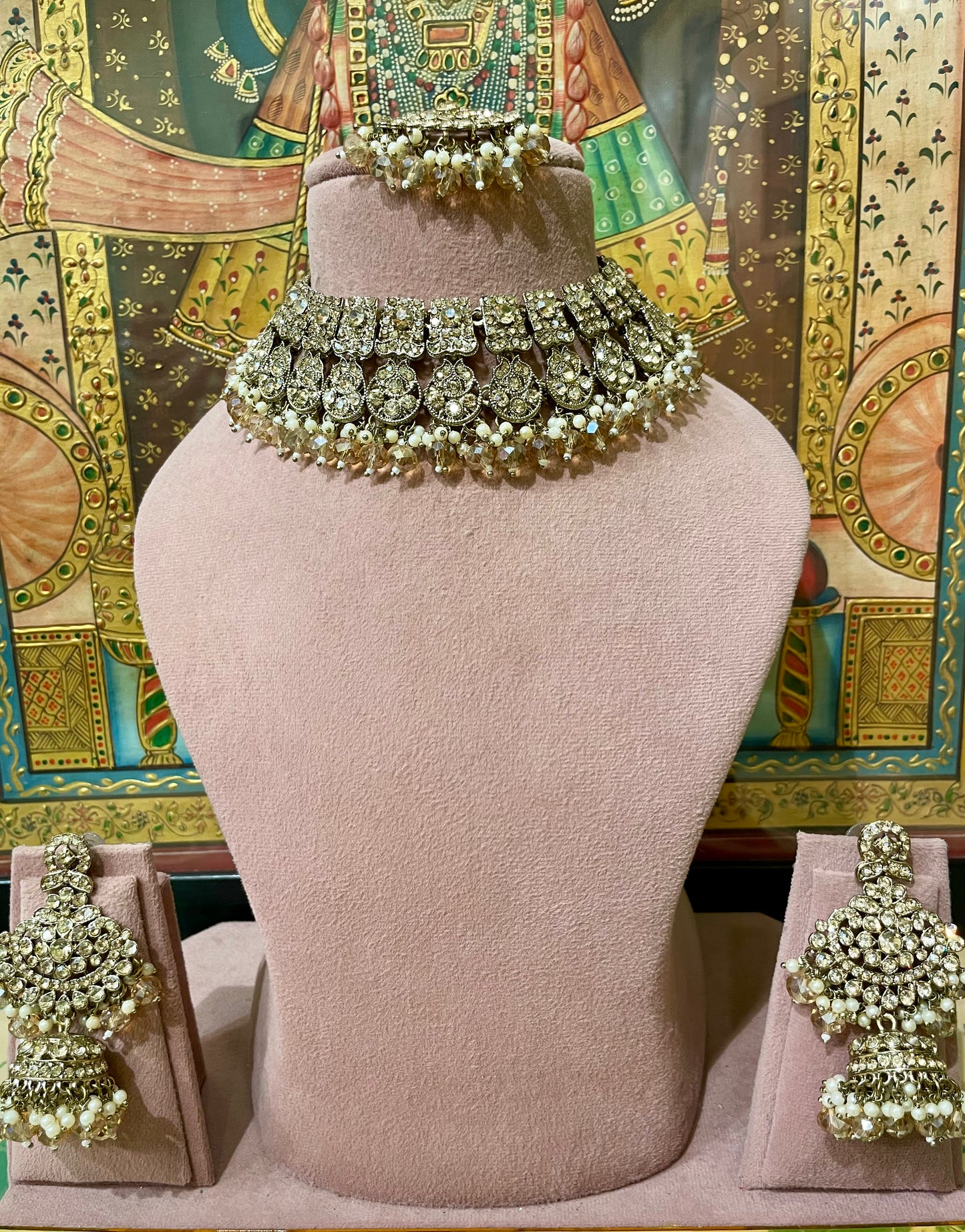 GOLDEN DESIGNER NECKLACE BRIDAL SET