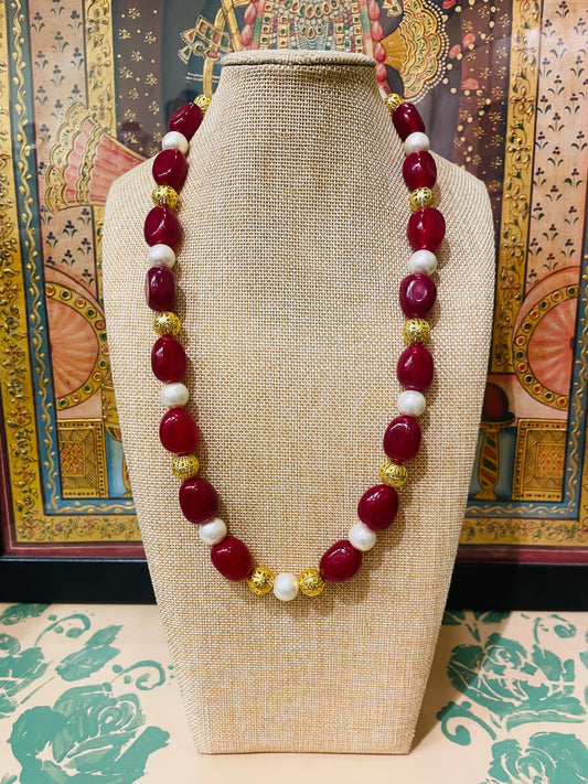 CORAL STONES & GOLD PLATED BALL SPACERS NECKLACE