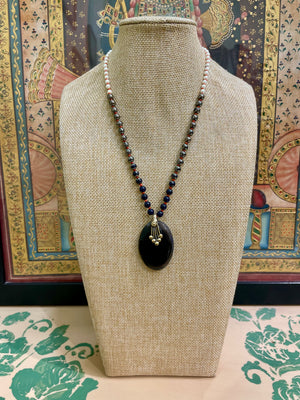 BLACK ONYX STATEMENT PENDANT NECKLACE