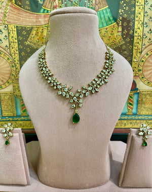 EMERALD GREEN MOISSANITE BLOSSOM TEARDROP NECKLACE SET