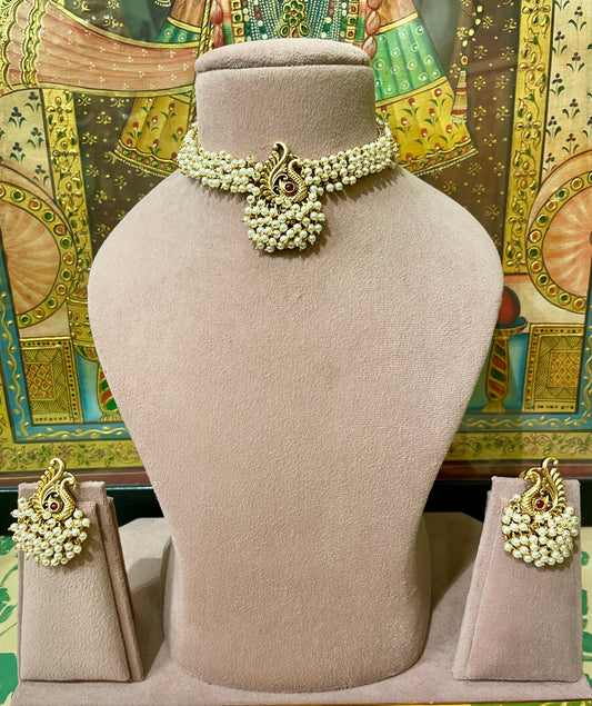 TRADITIONAL SOUTH INDIAN PEACOCK DESIGN JADAU NECKLACE SET