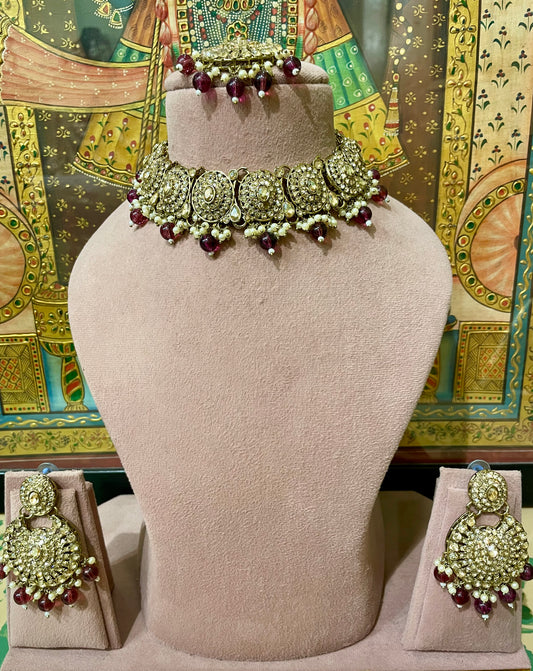 BURGUNDY GOLD TONED ROUND TUKRI CHOKER NECKLACE SET