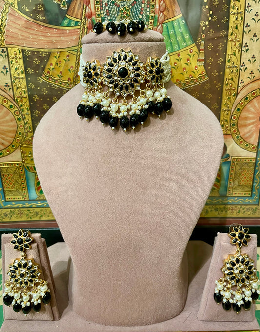 BLACK KUNDAN PEARL CHOKER NECKLACE SET