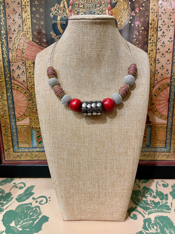 SEMI PRECIOUS STONES DESIGNER SILVER HASLI NECKLACE