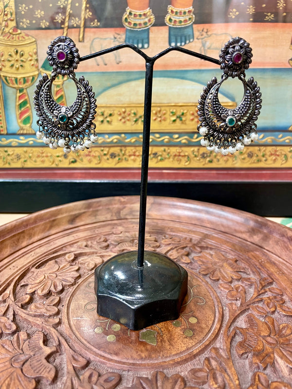 OXIDISED SILVER DESIGNER PEARL EARRINGS