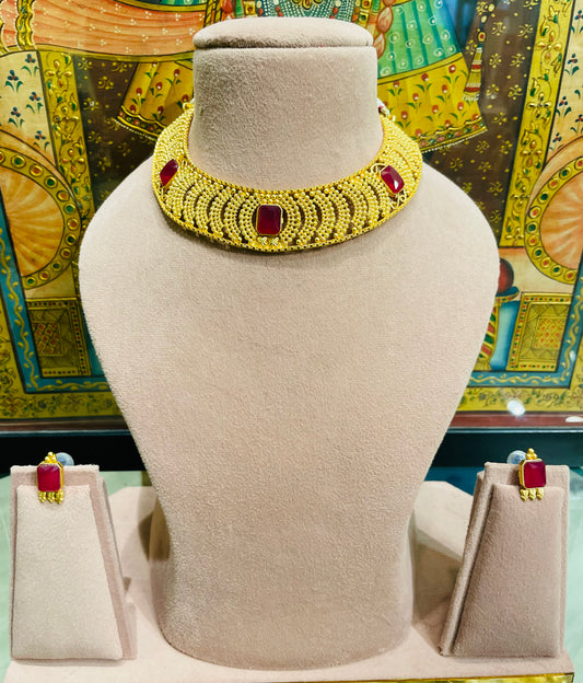 GOLD TONED RED KEMP STONE STUDDED SOUTH INDIAN NECKLACE SET