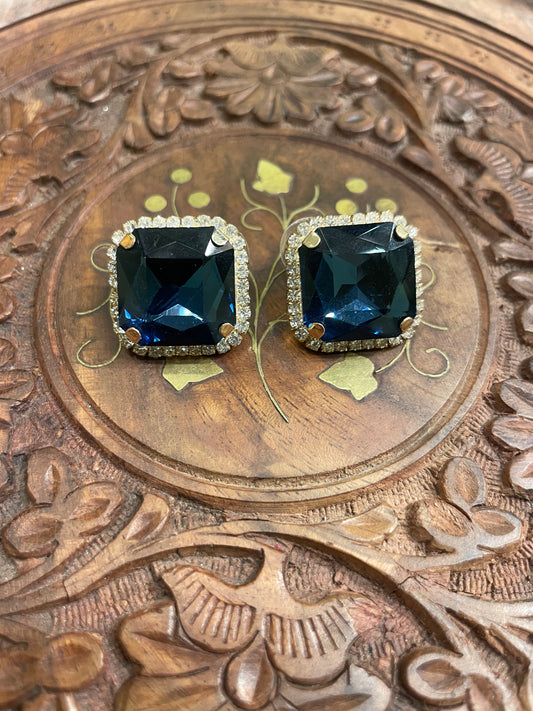 SAPPHIRE BLUE AD CRYSTAL STUD EARRINGS