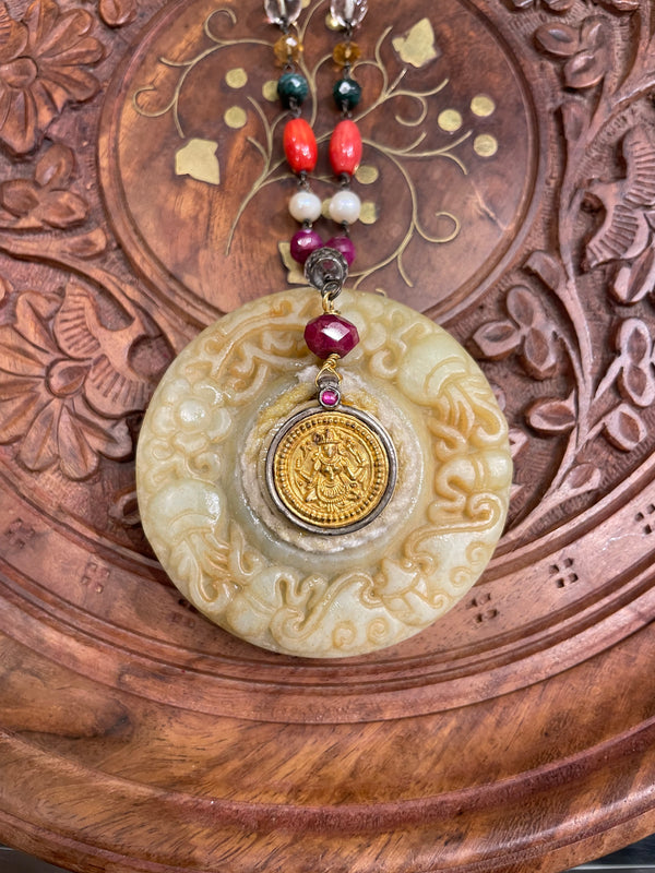 GOLD PATRA ANTIQUE TRIBAL ART JADE STONE NECKLACE